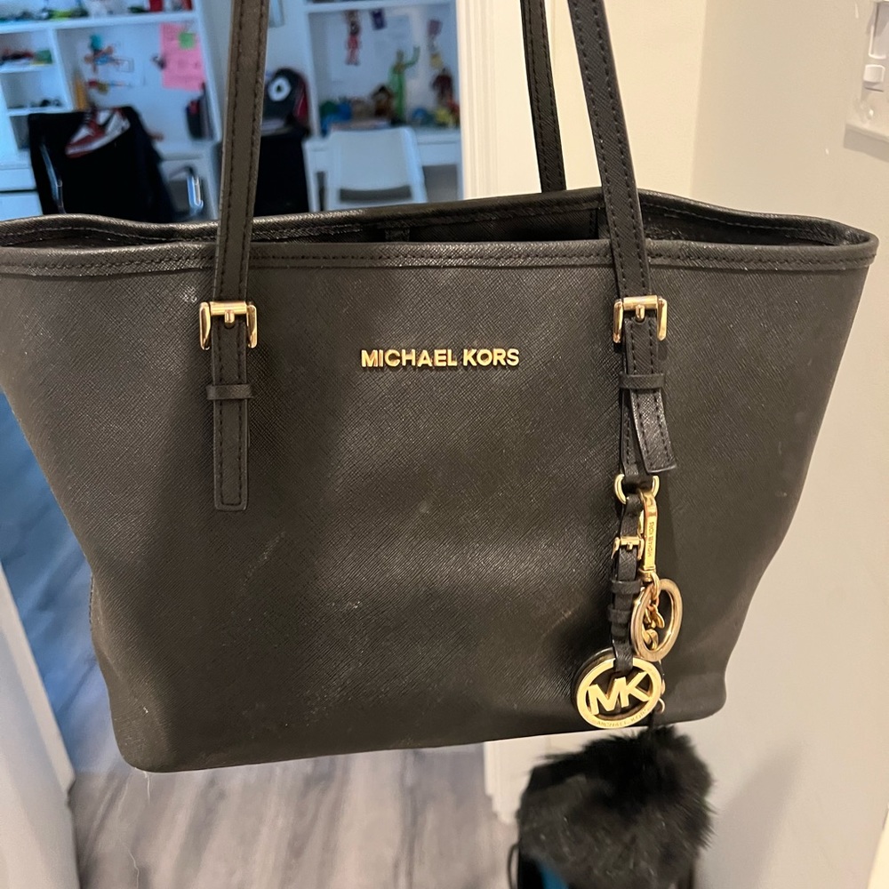 Michael kors tote